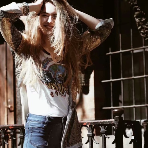 Tour of the World  80’s Van Halen Rock 80’s tee - Picture 3 of 5